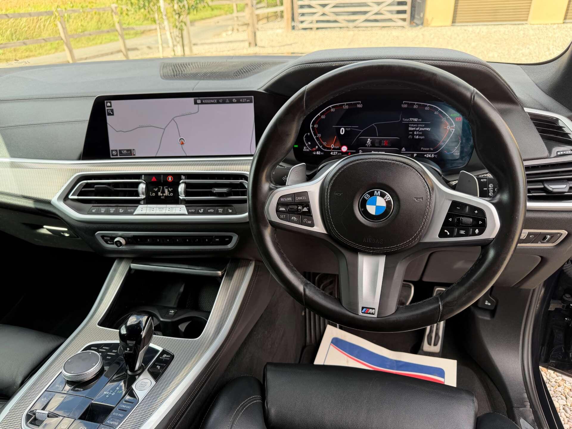 BMW X5 view 19