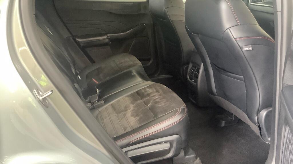 Ford Kuga view 10