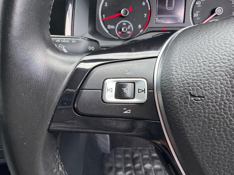 Volkswagen Polo view 28