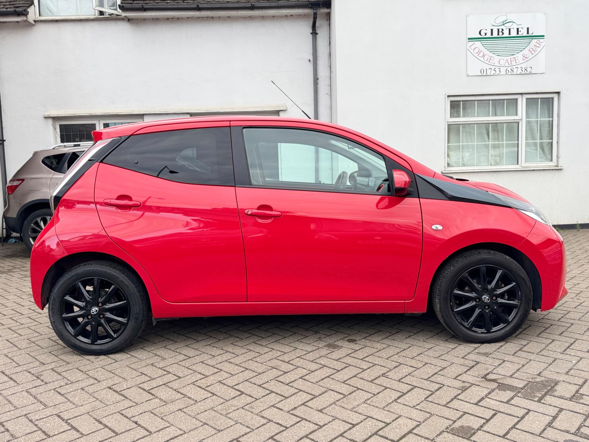 Toyota Aygo view 6