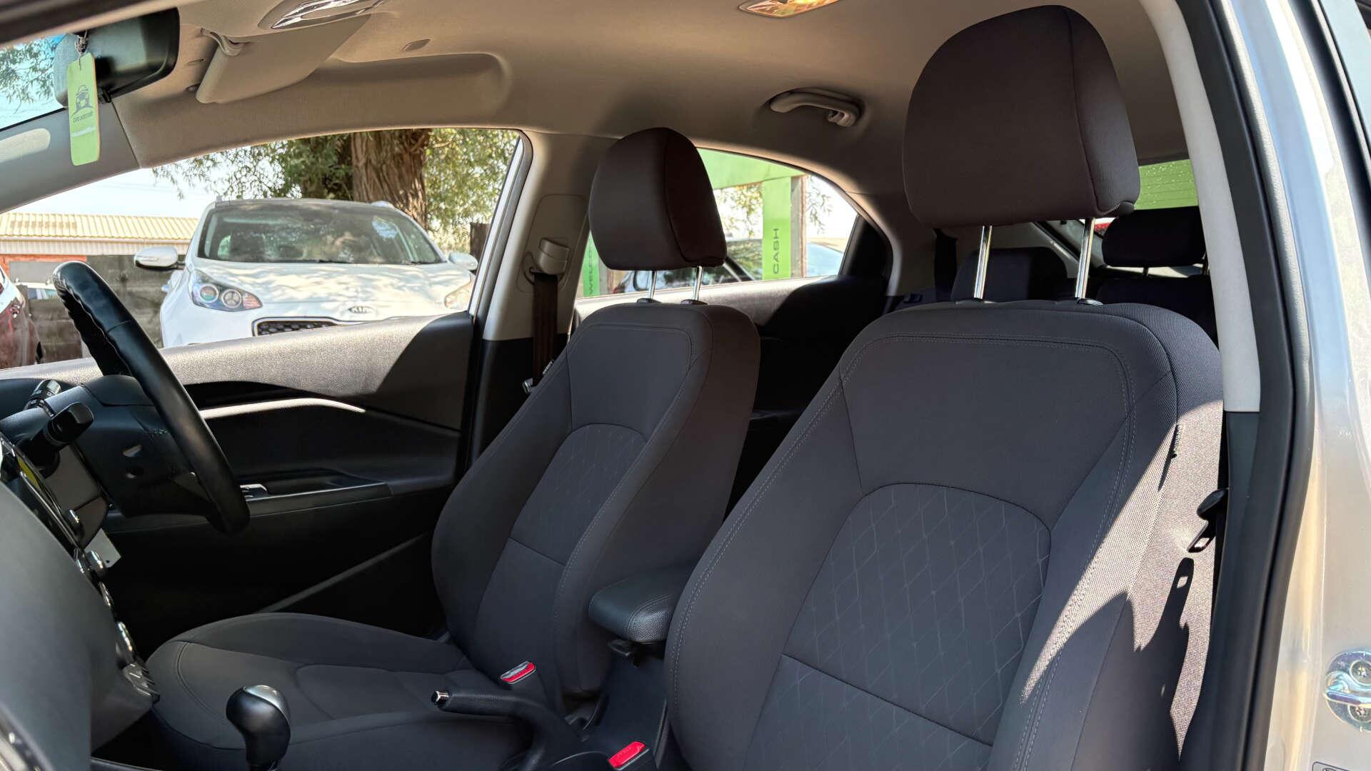 Kia Rio view 13