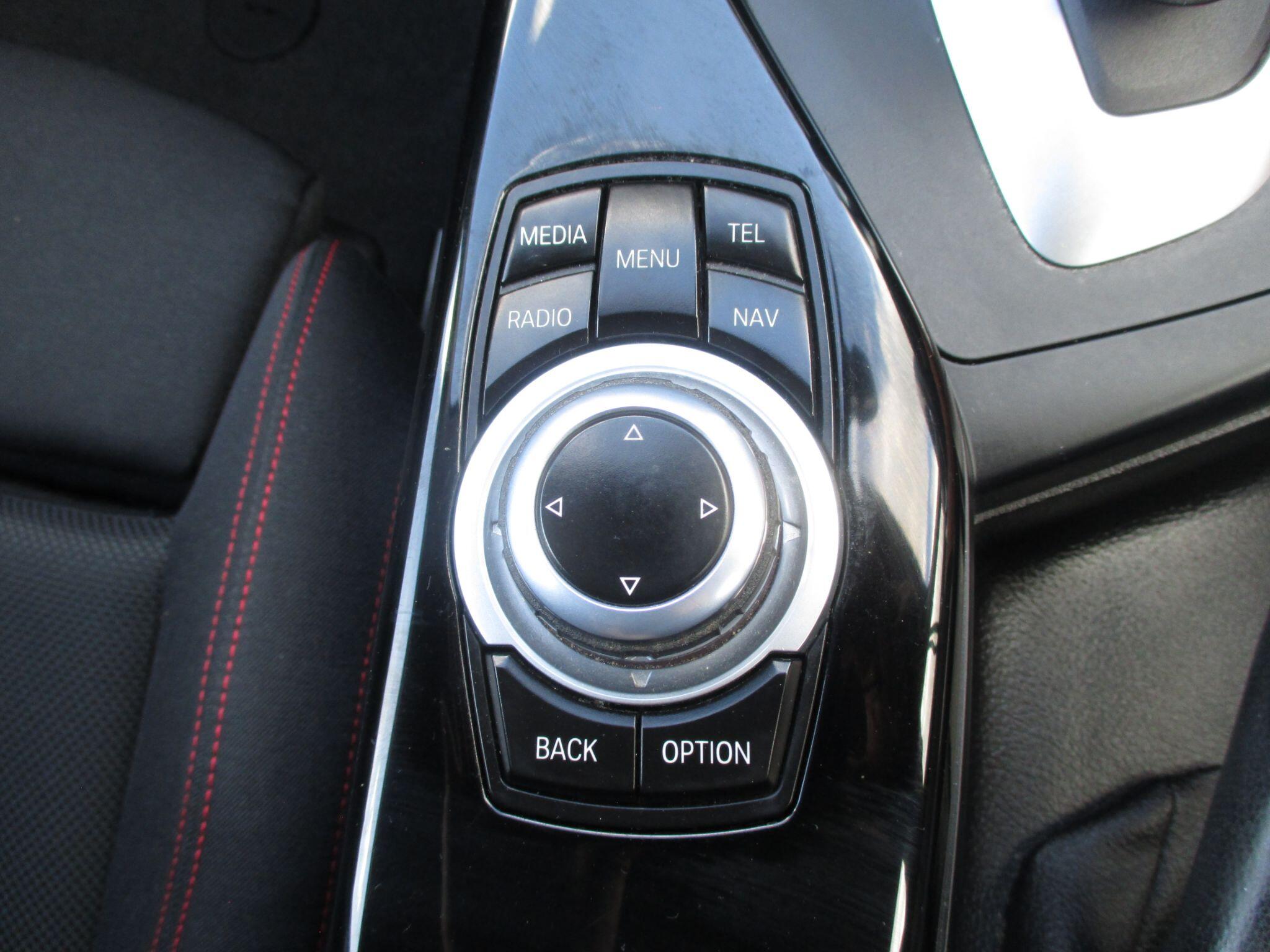 BMW 1 Series view 42