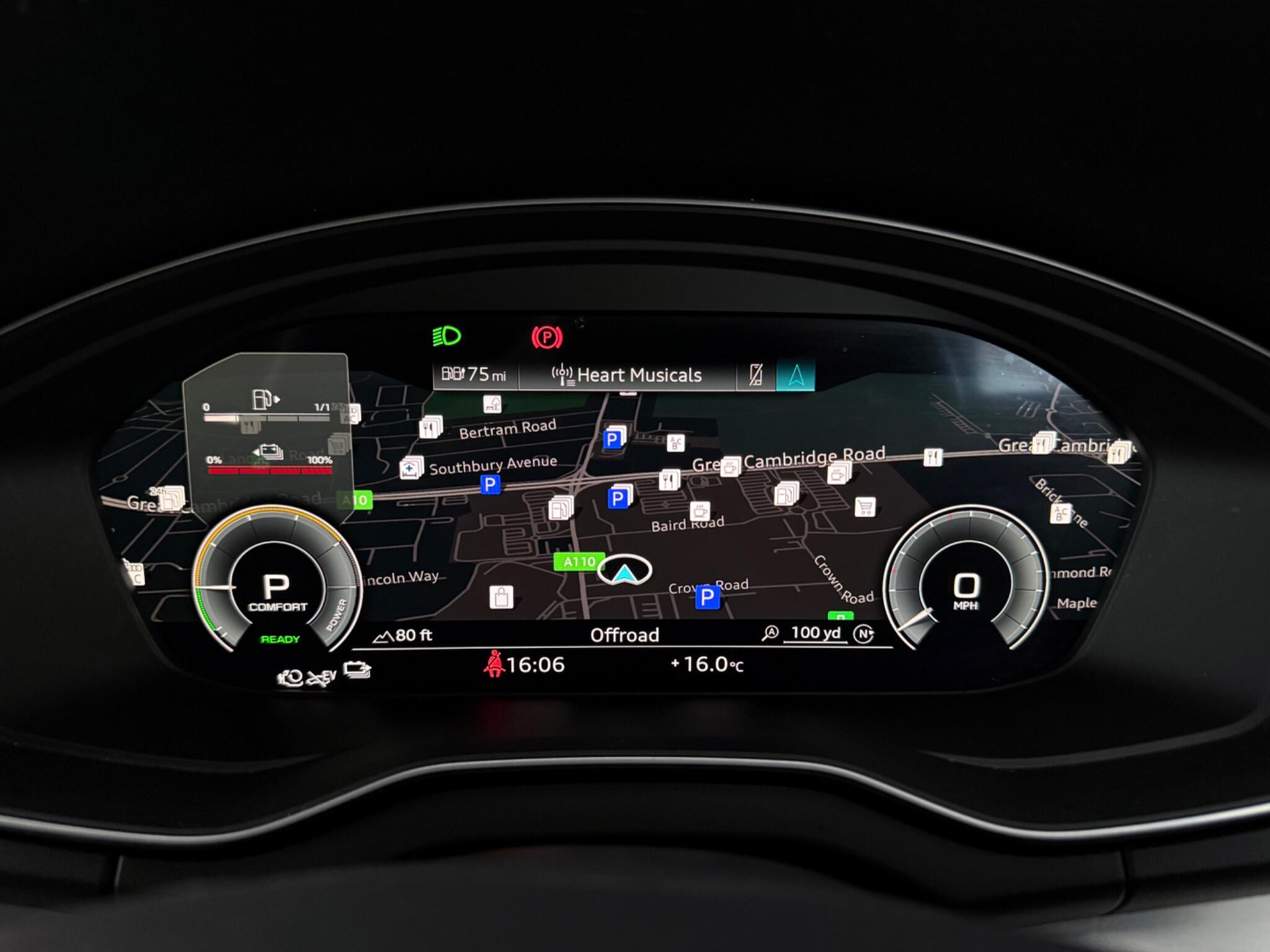 Audi Q5 view 15