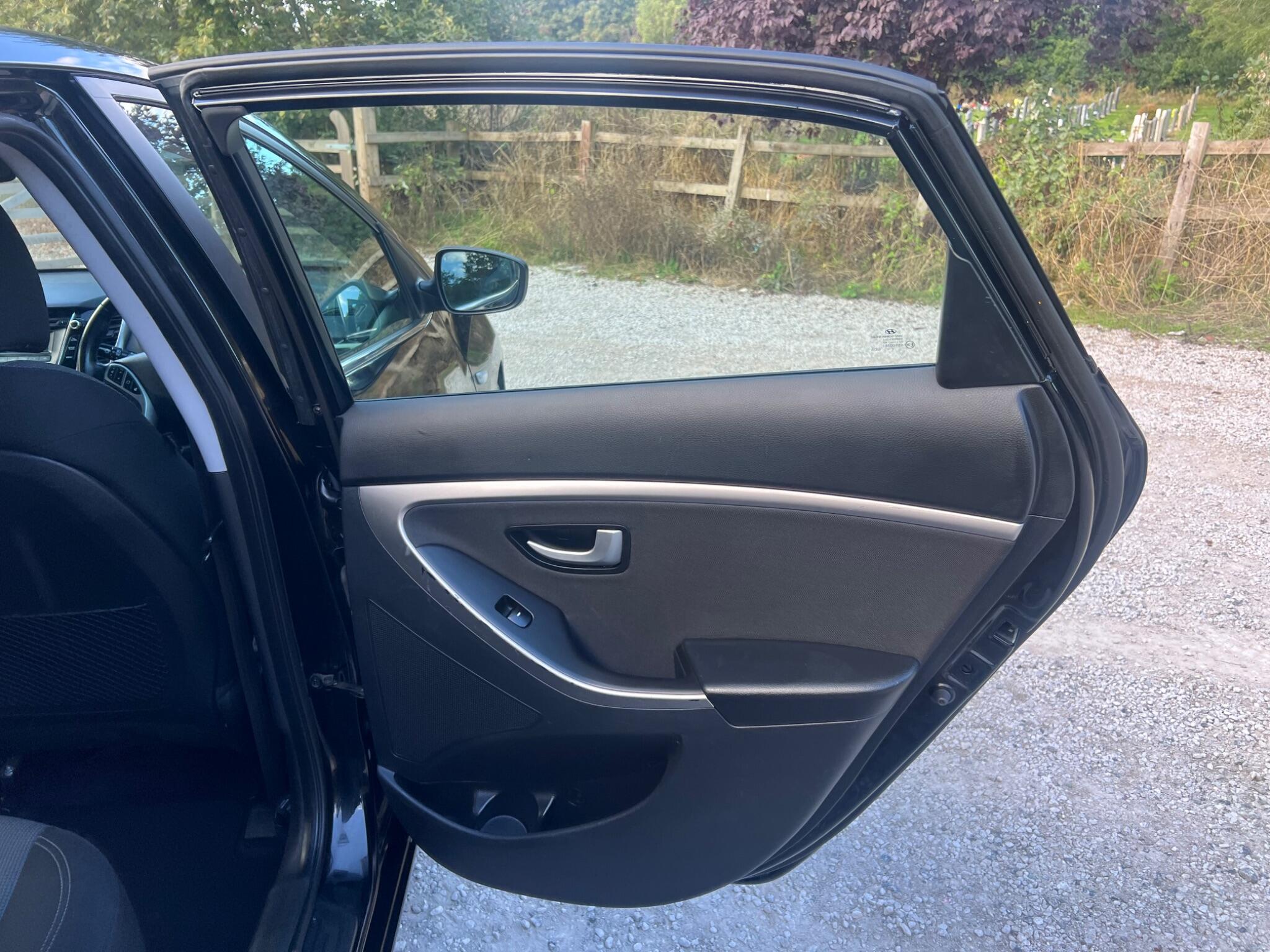 Hyundai i30 view 26
