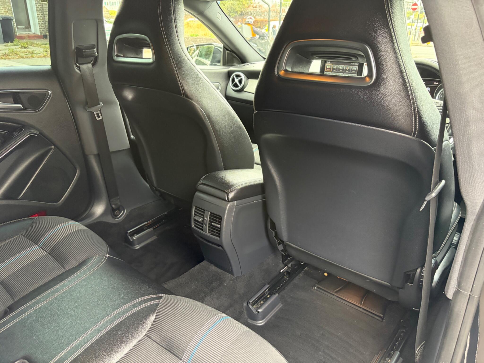 Mercedes-Benz Cla view 57