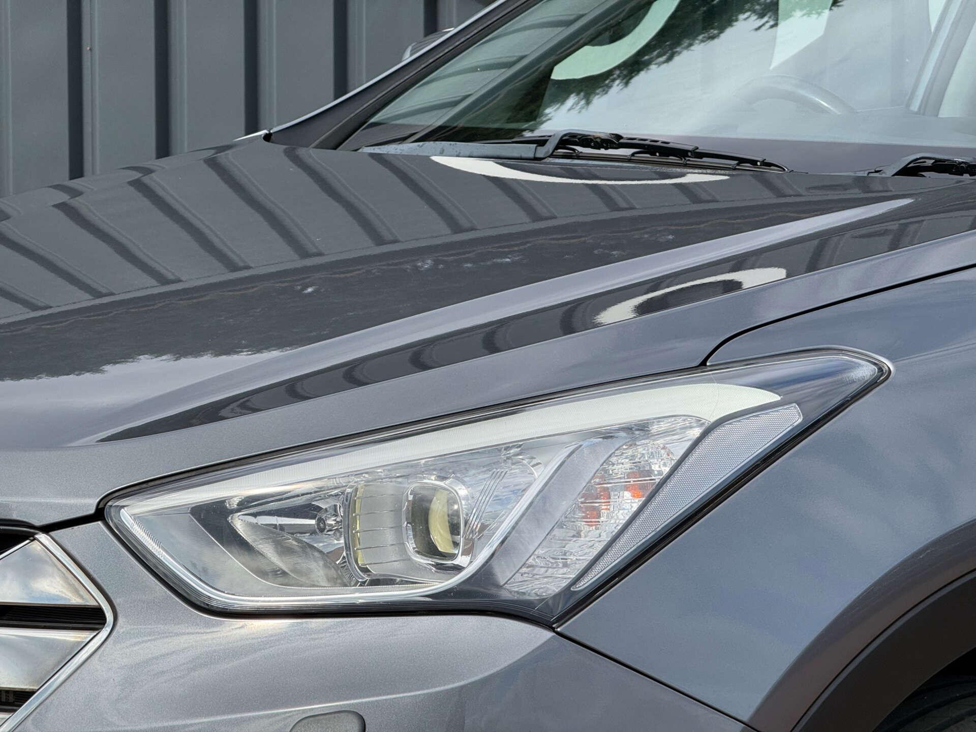 Hyundai Santa FE view 5