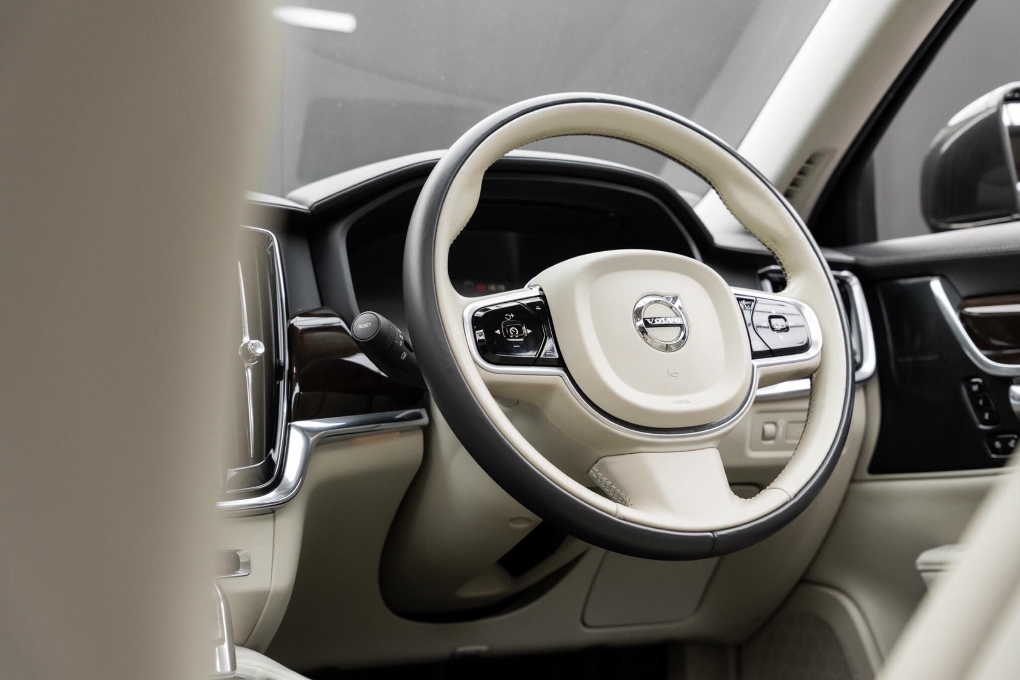 Volvo V90 view 39