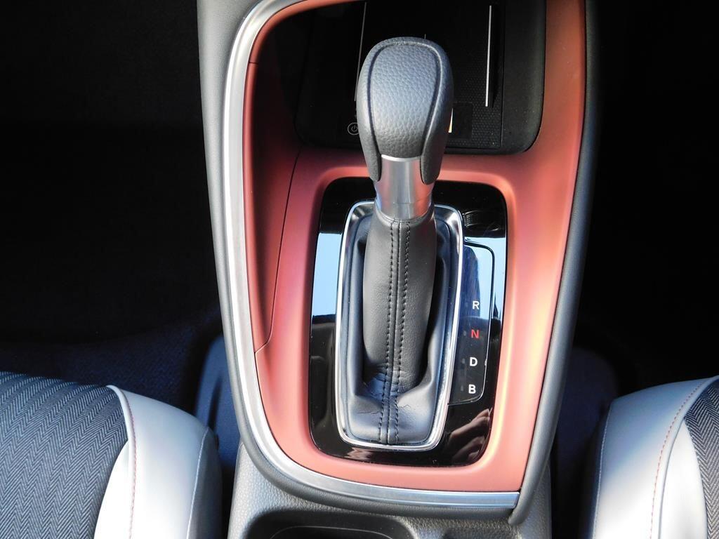 HR-V