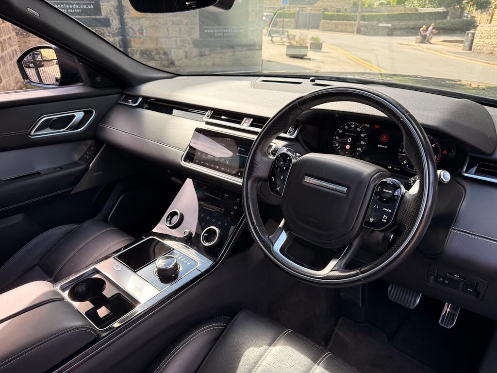 Land Rover Range Rover Velar view 38