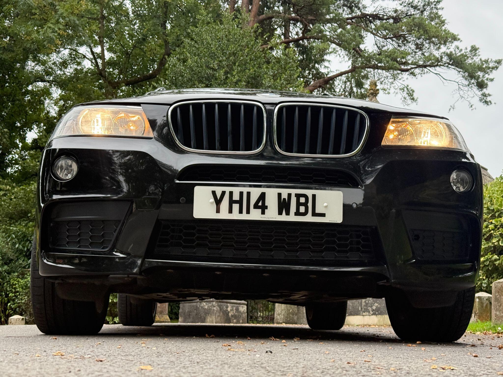 BMW X3 view 16