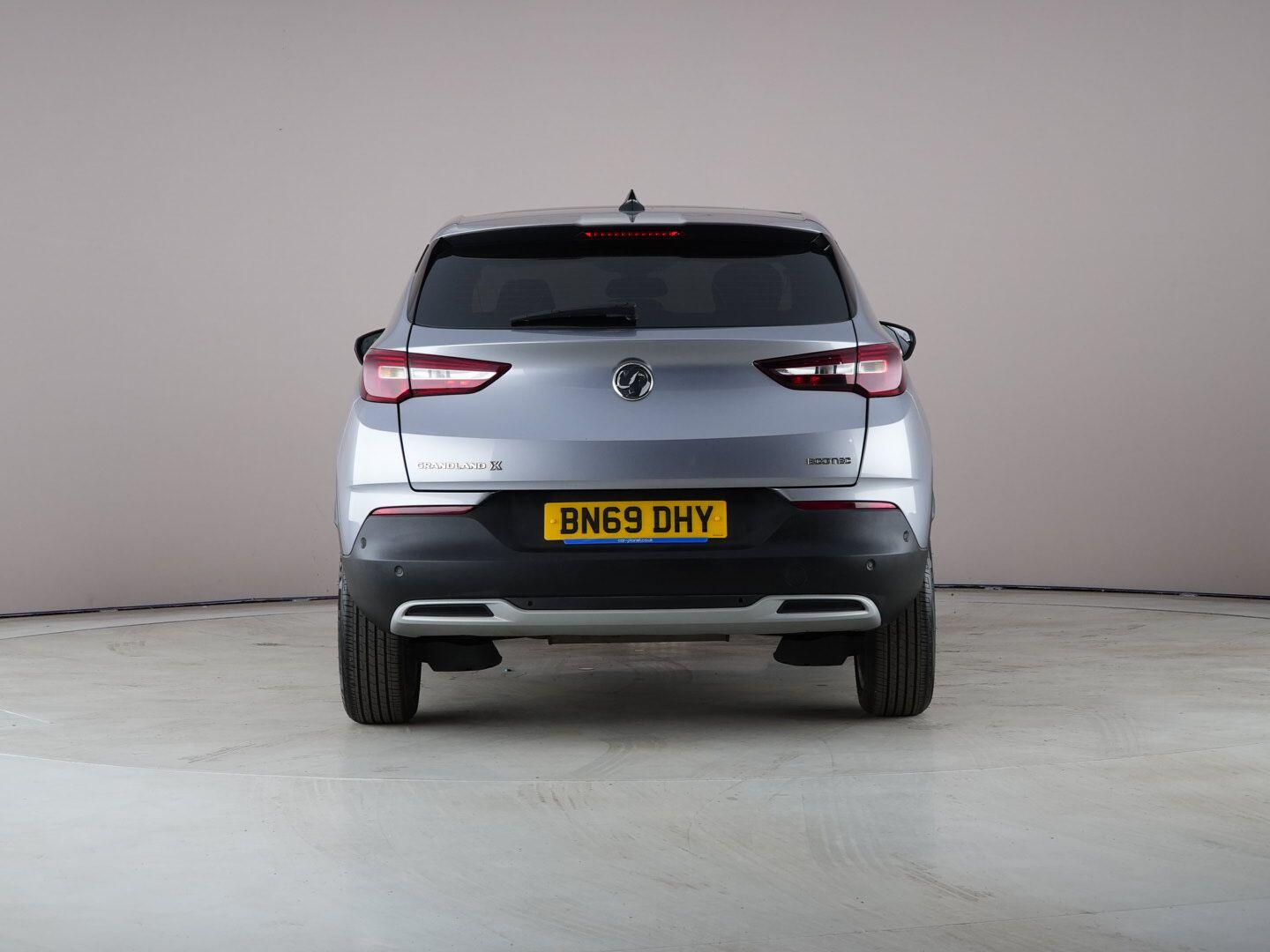 Vauxhall Grandland X view 7