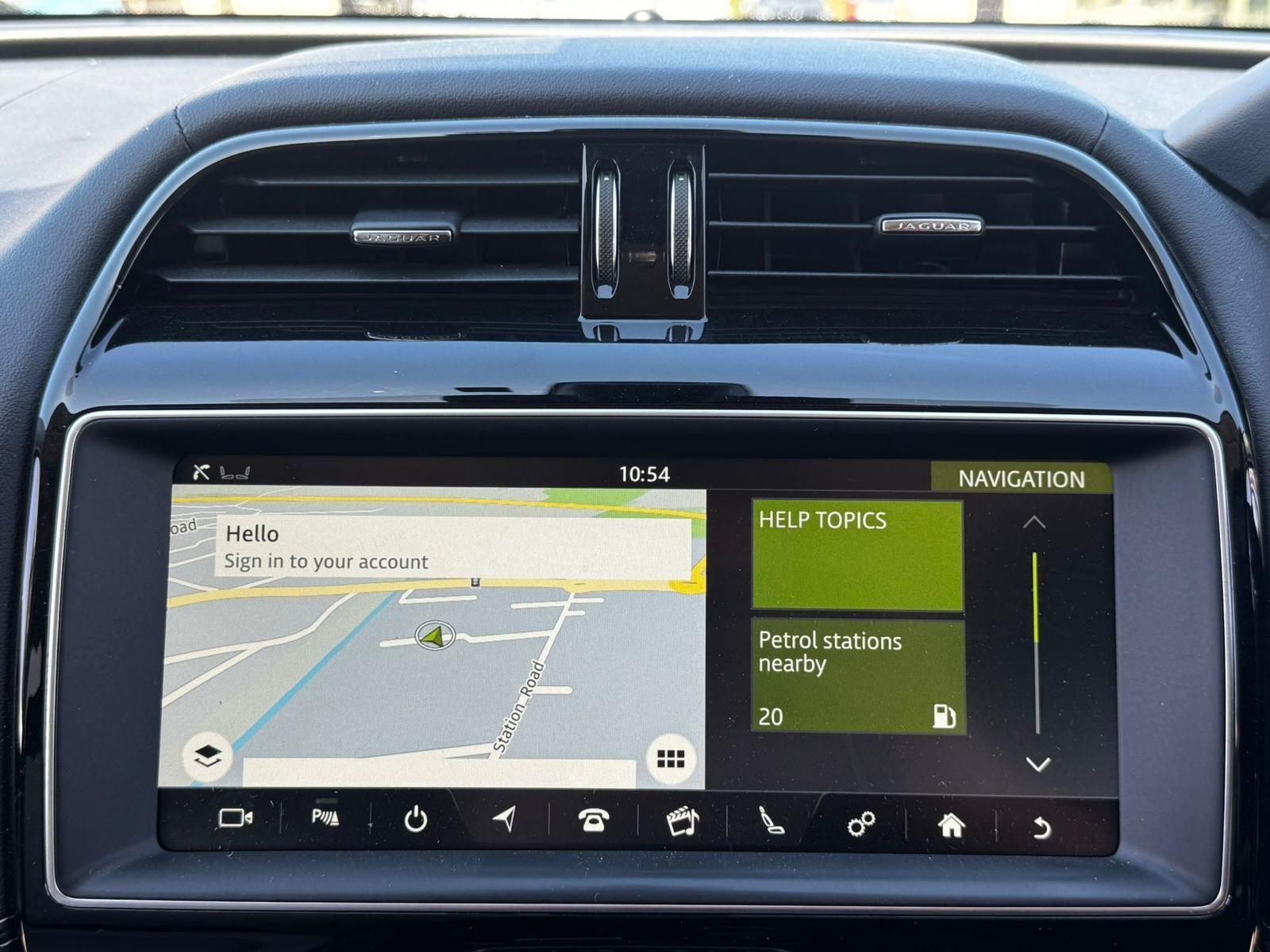 Jaguar F-Pace view 31