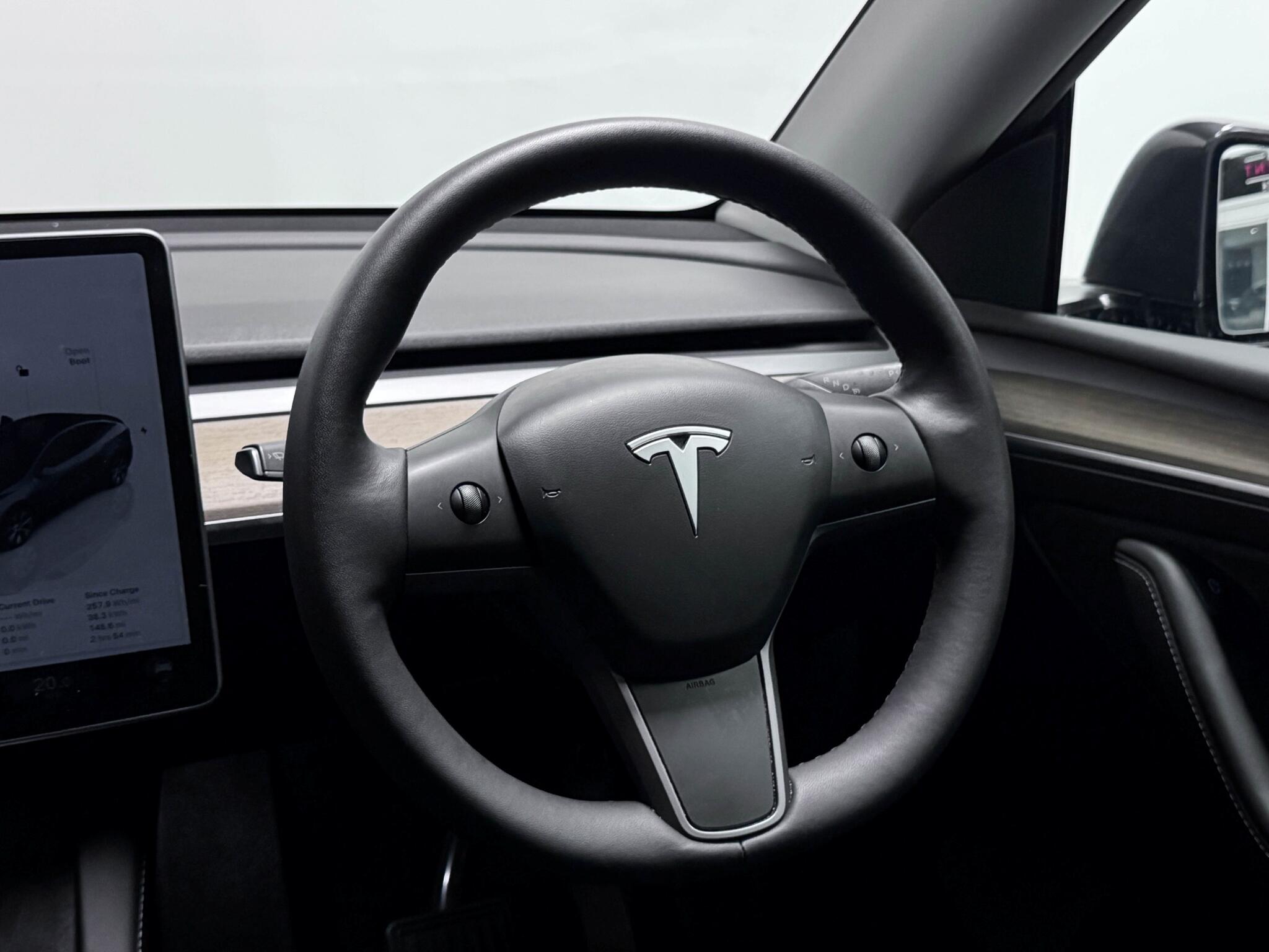 Tesla Model Y view 34