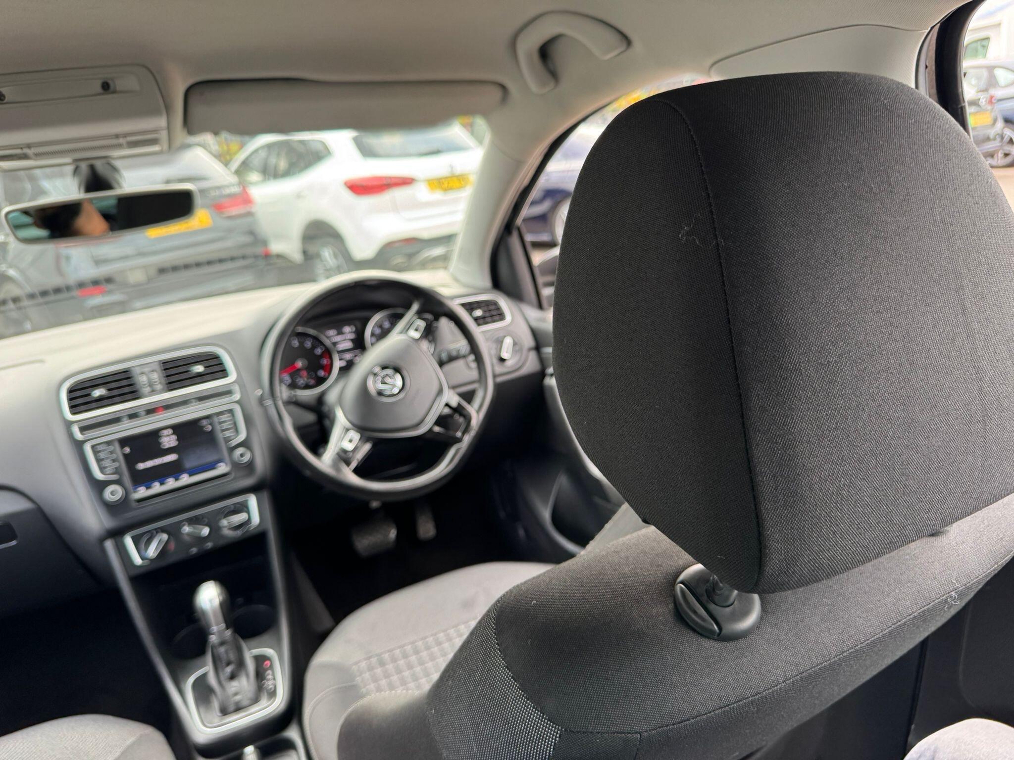 Volkswagen Polo view 38