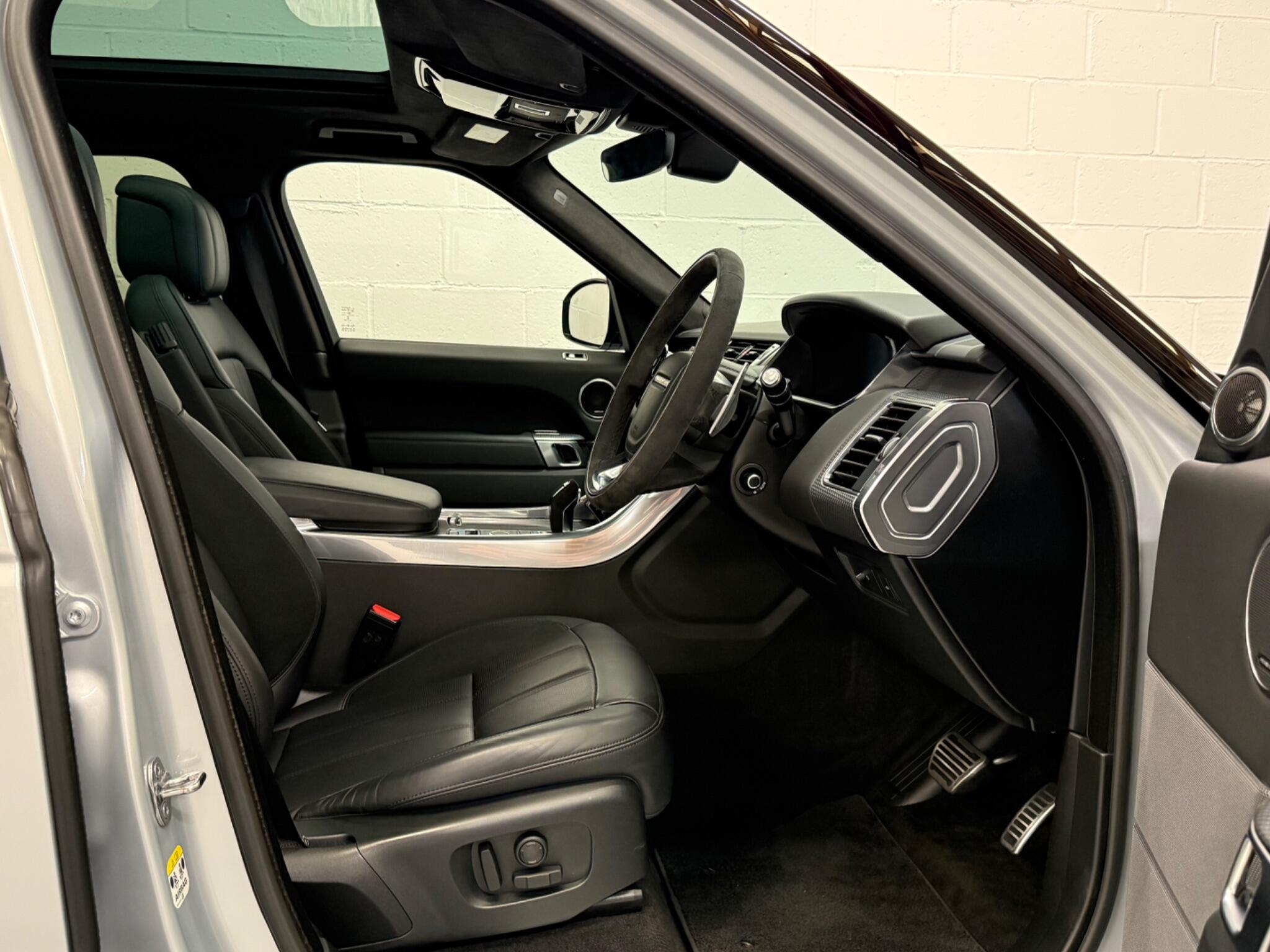 Land Rover Range Rover Sport view 14