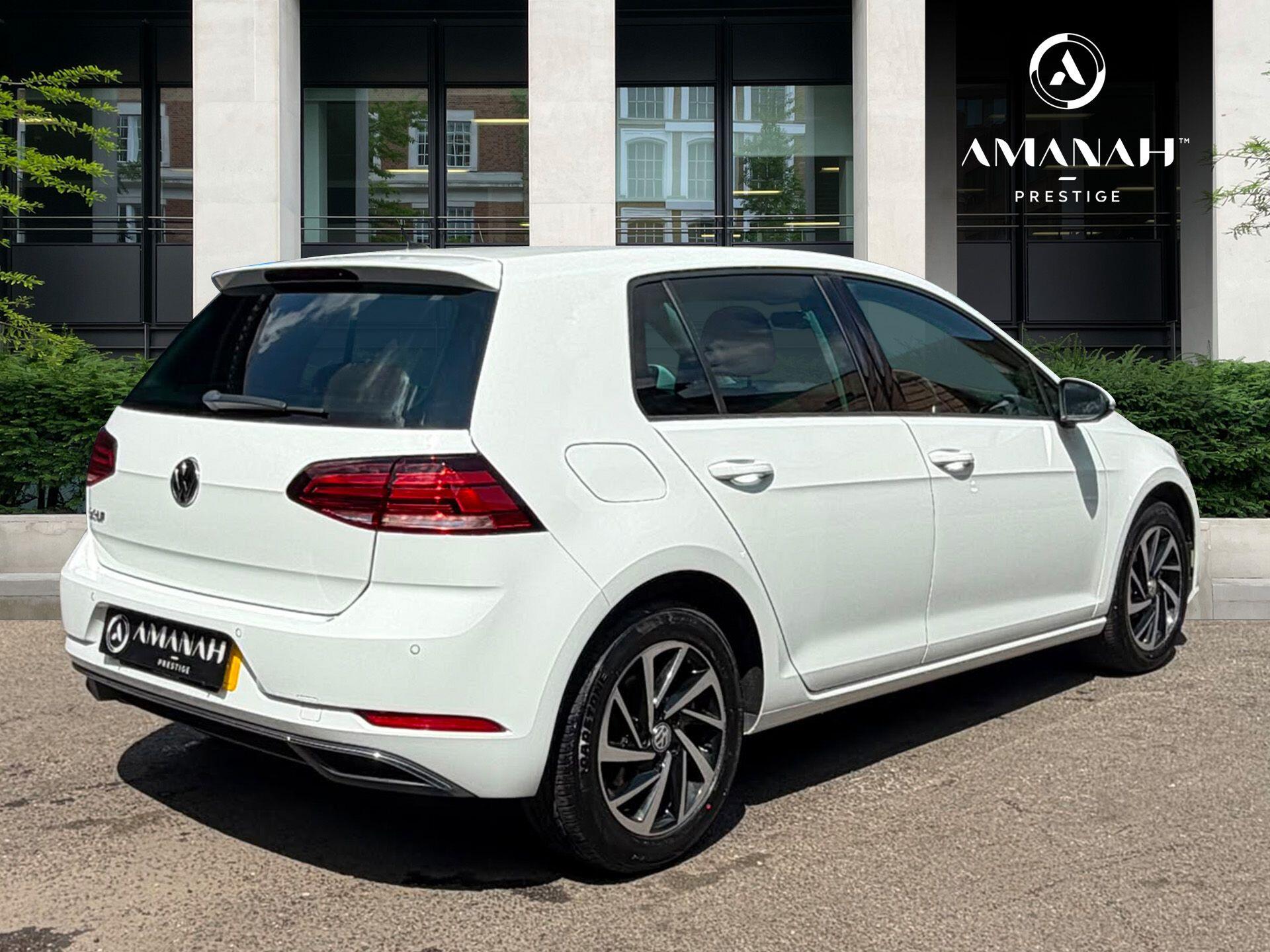 Volkswagen Golf view 3