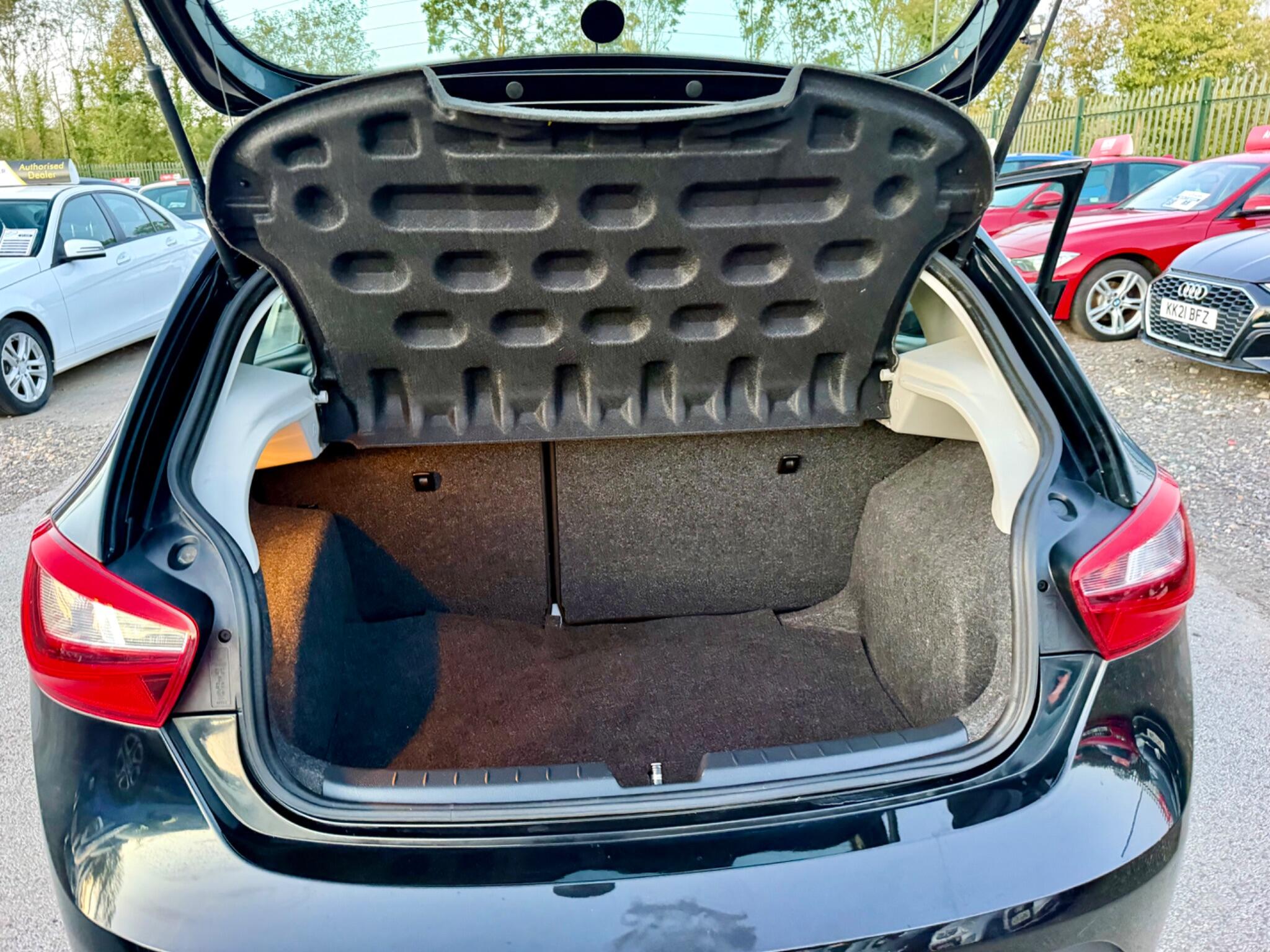 SEAT Ibiza view 49