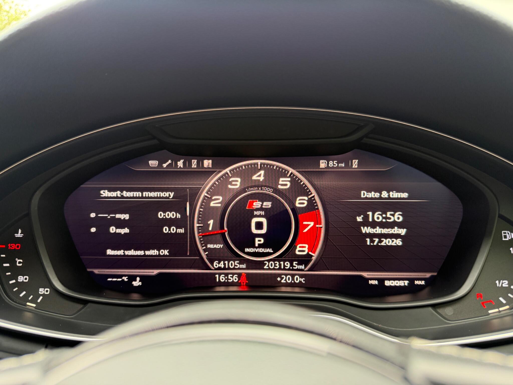 Audi S5 view 10