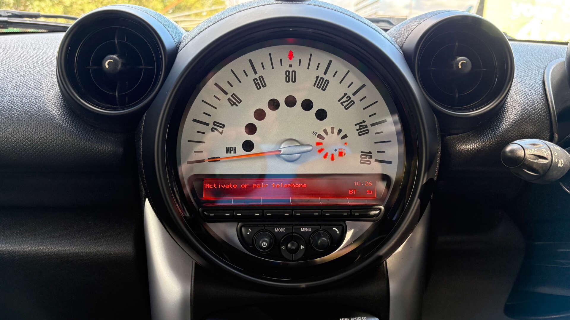 Mini Countryman view 21