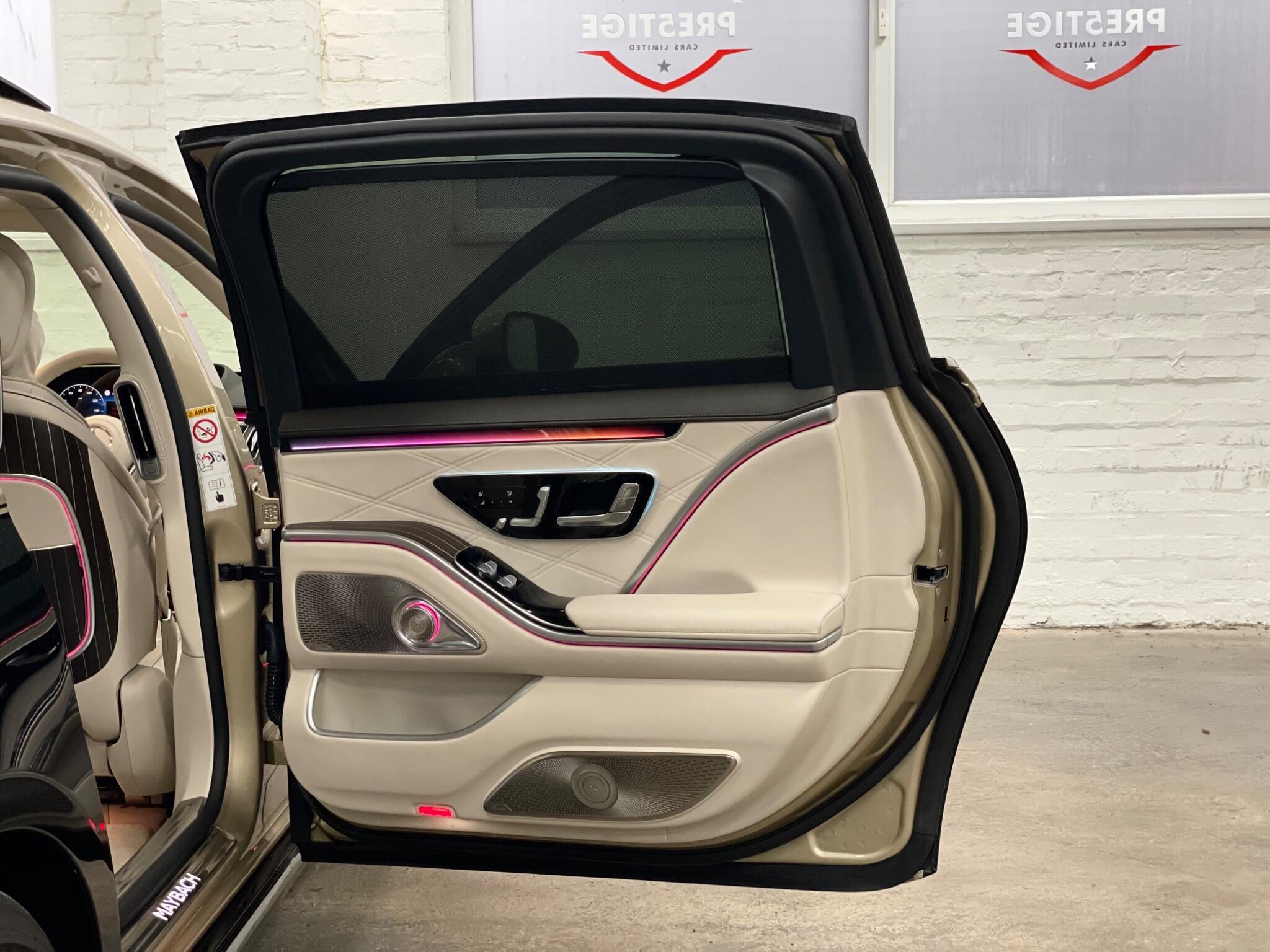 Mercedes-Benz S-Class view 36