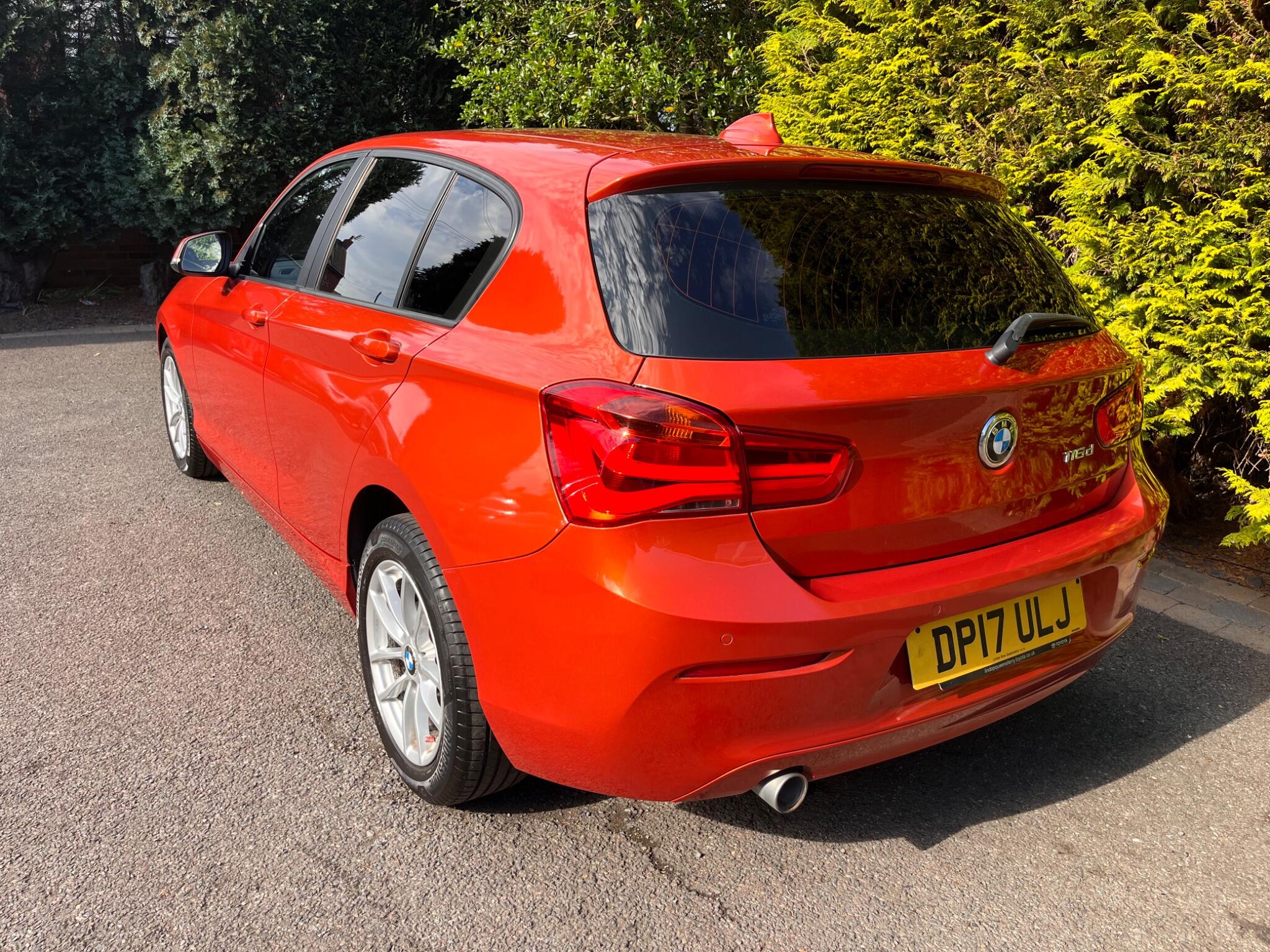 BMW 1 Series view 12
