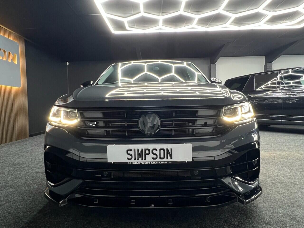Volkswagen Tiguan view 23