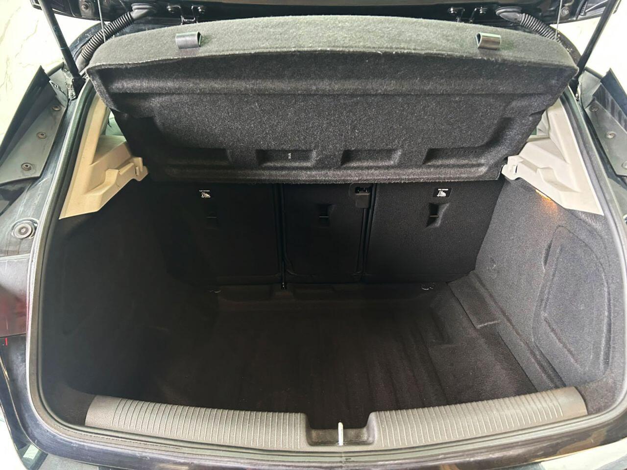 Vauxhall Astra view 21