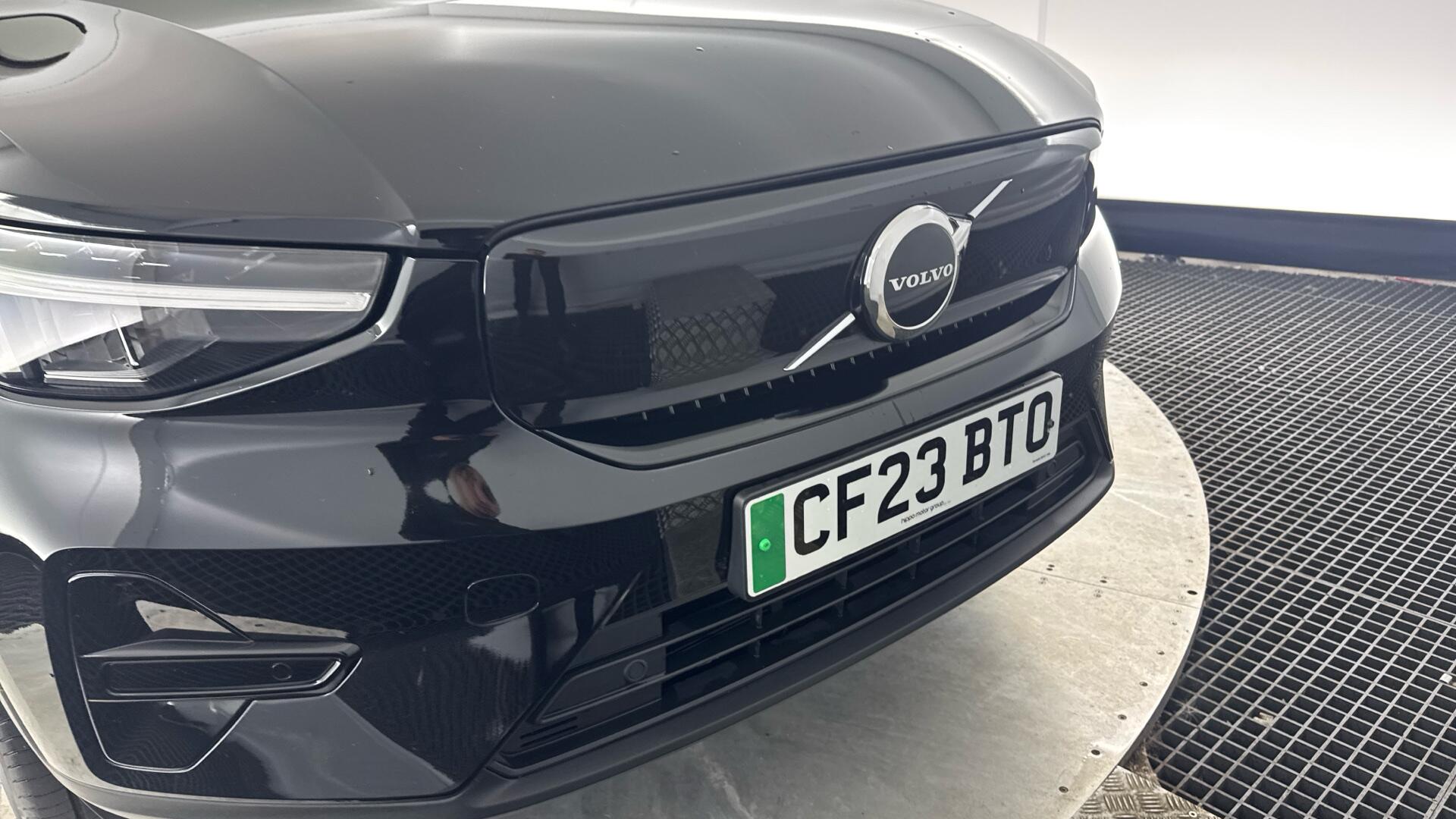 Volvo XC40 view 26