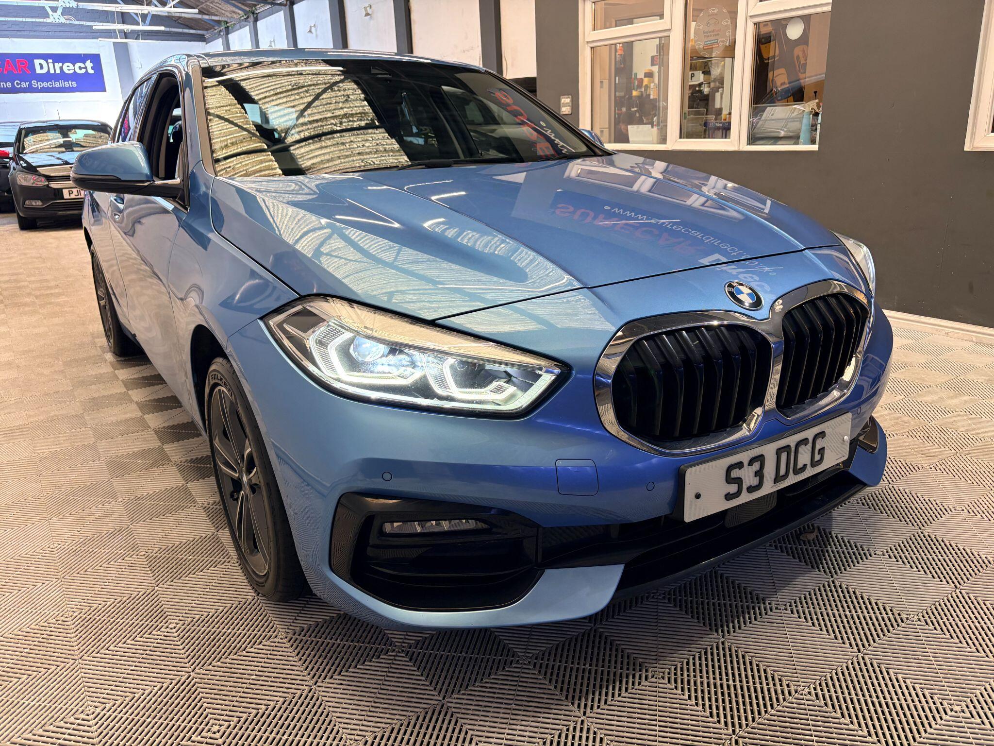 BMW 1 Series view 16