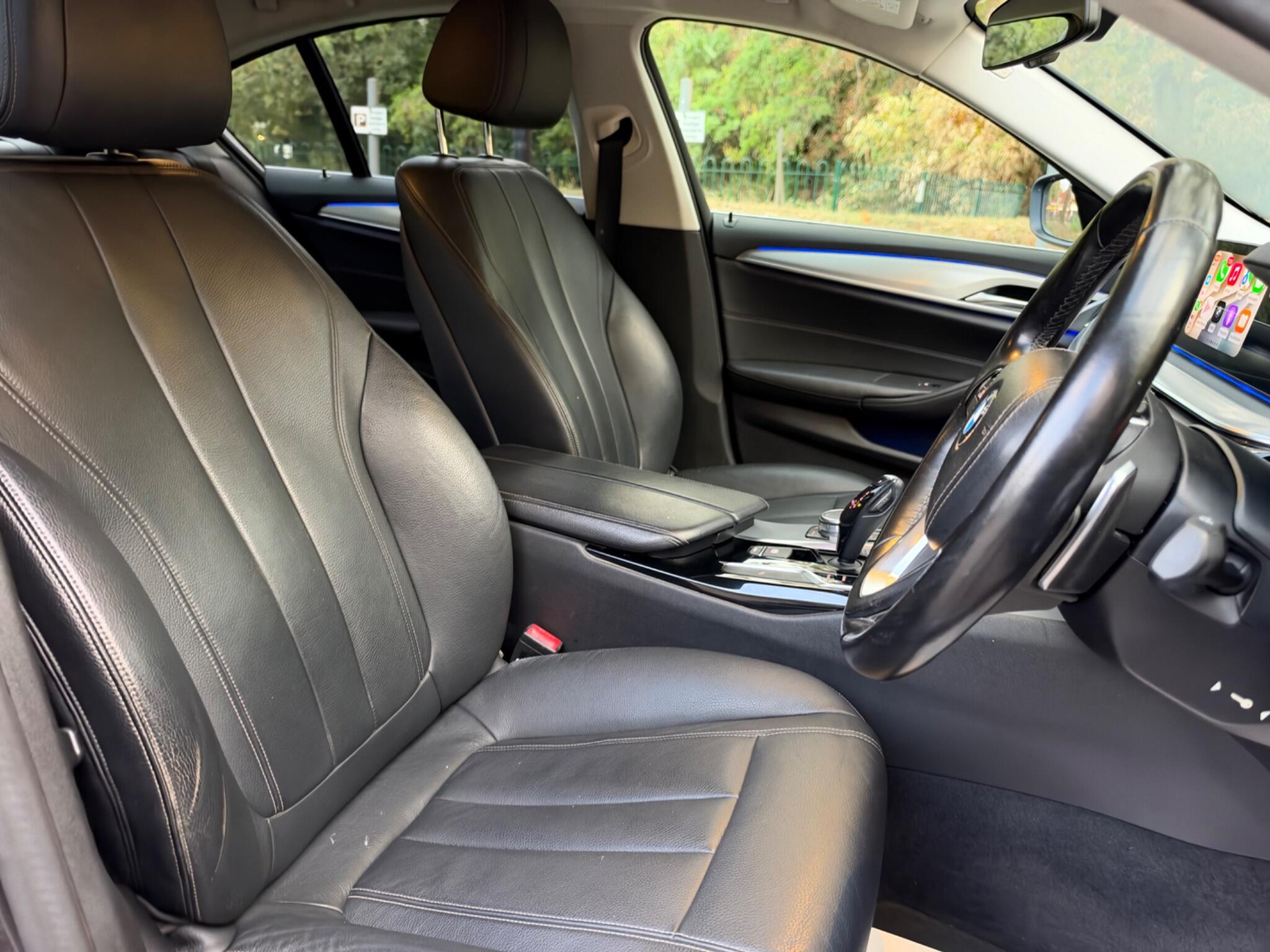 BMW 5 Series view 13