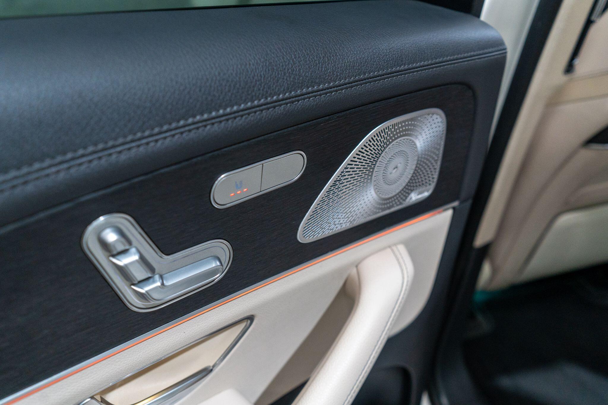 Mercedes-Benz GLS view 53