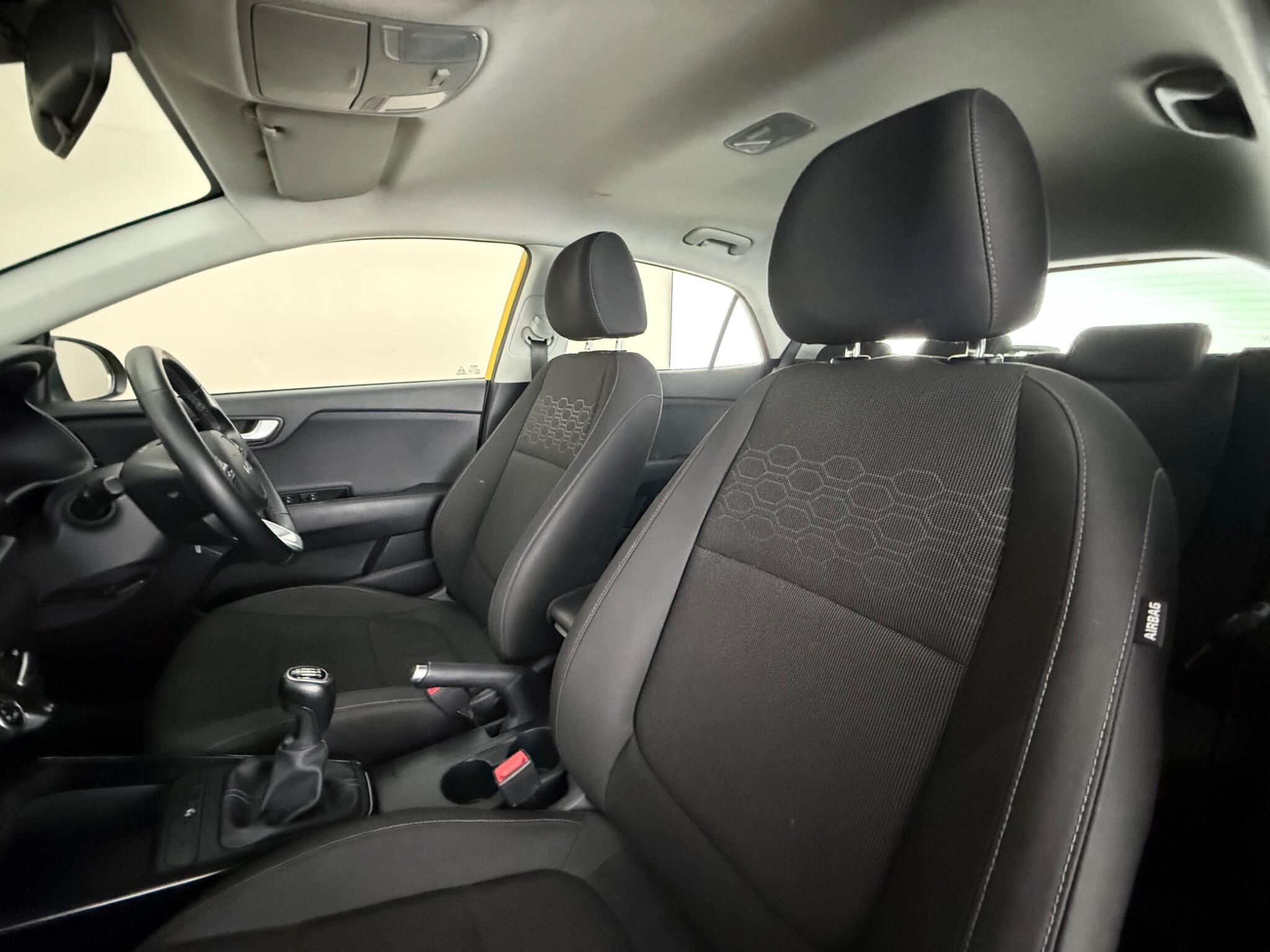 Kia Rio view 17
