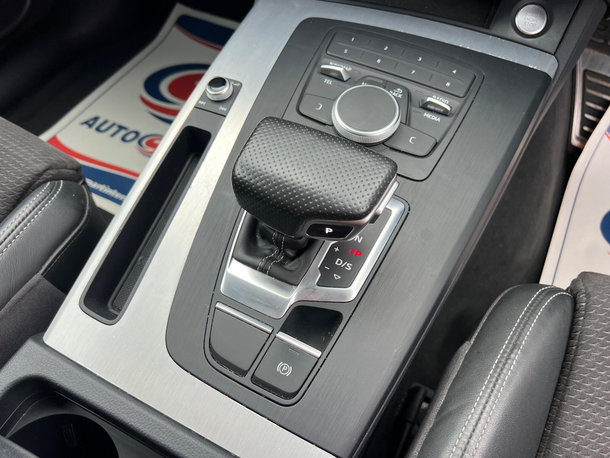 Audi Q5 view 15