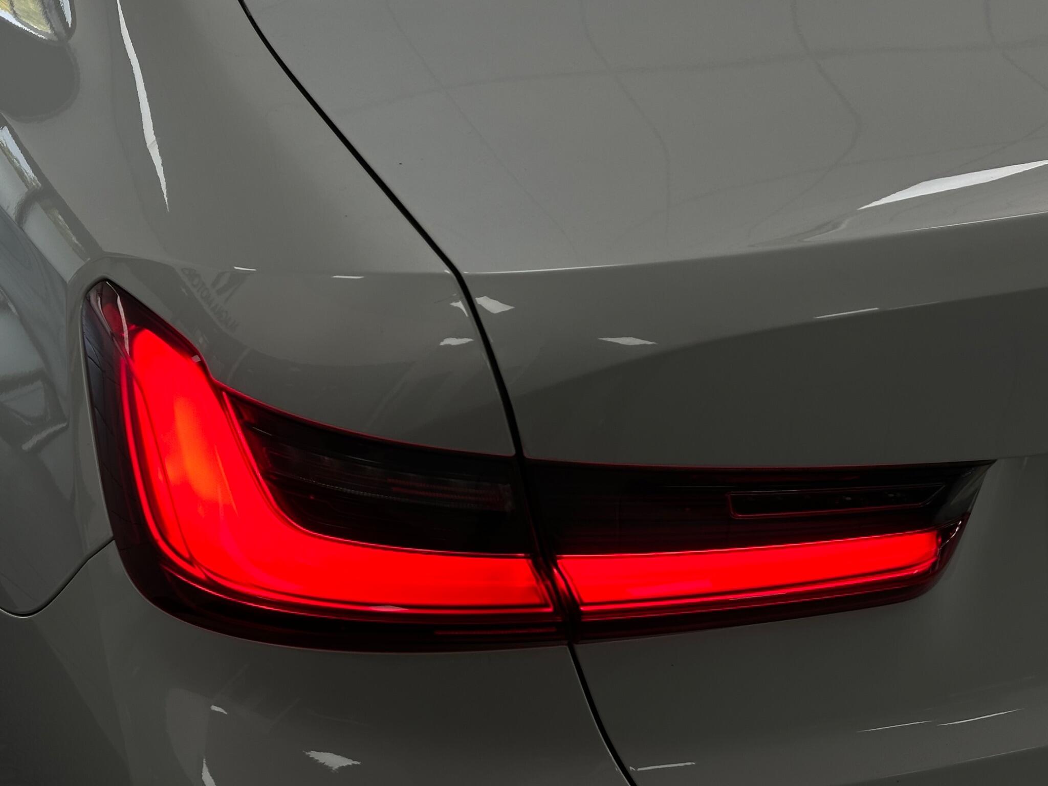 BMW 3 Series view 42