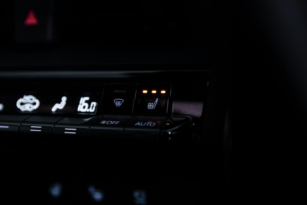 Toyota C-HR view 20