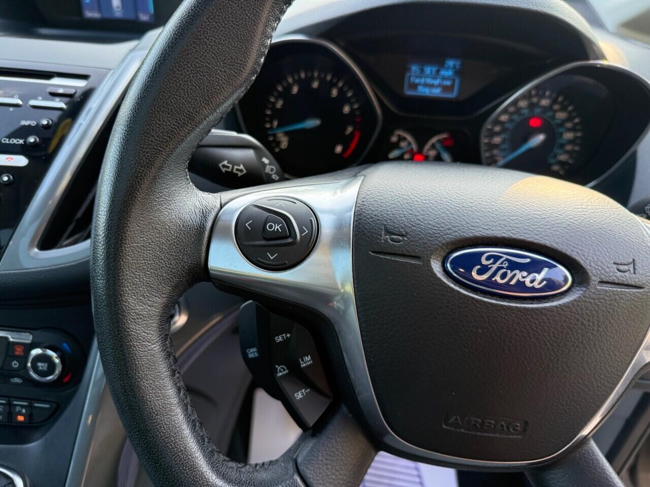Ford C-Max view 15