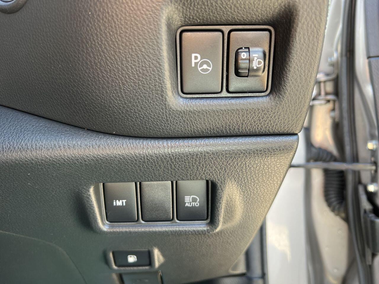 Toyota C-HR view 58