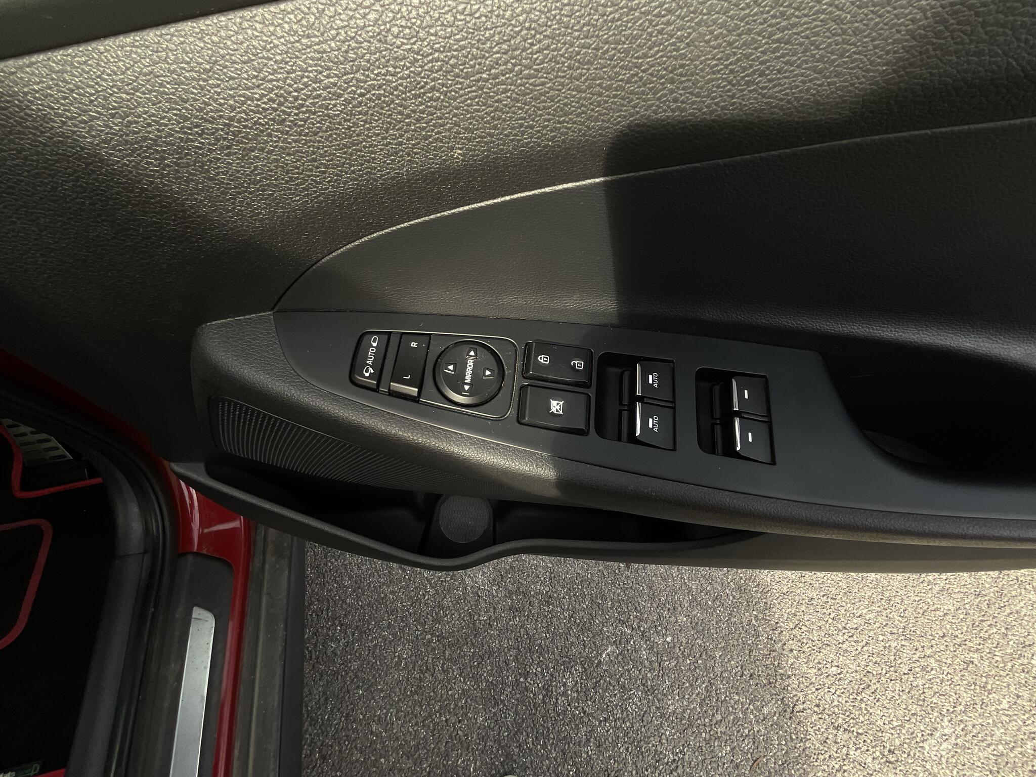 Hyundai Tucson view 34