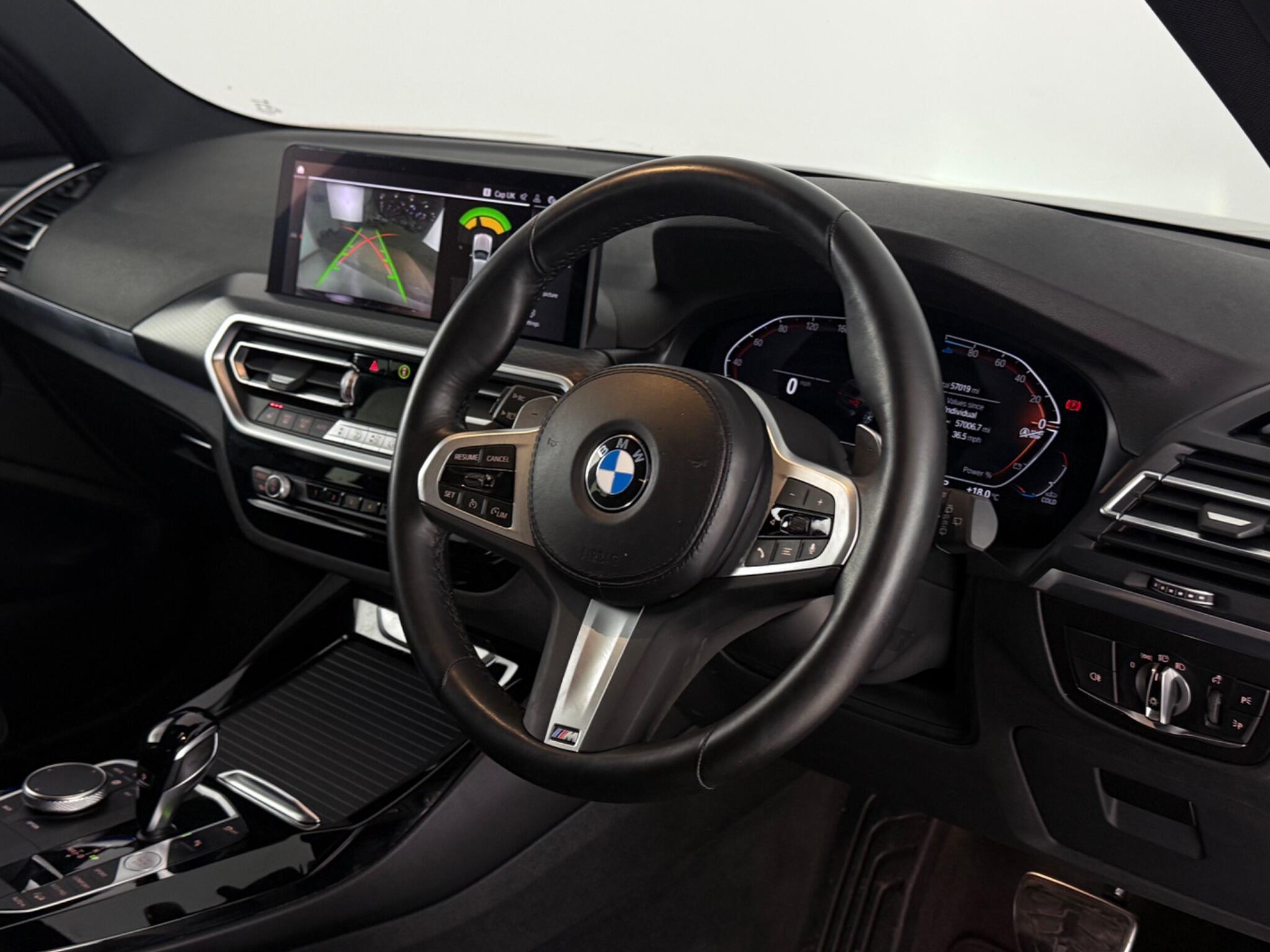 BMW X3 view 3