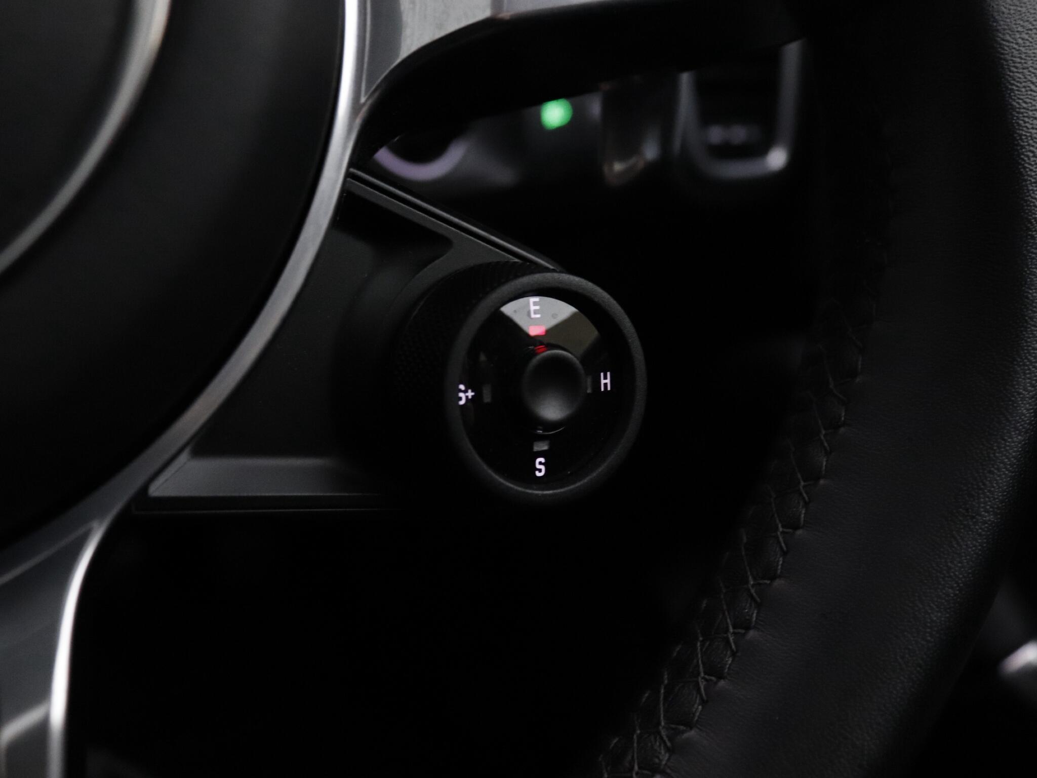Porsche Cayenne view 28