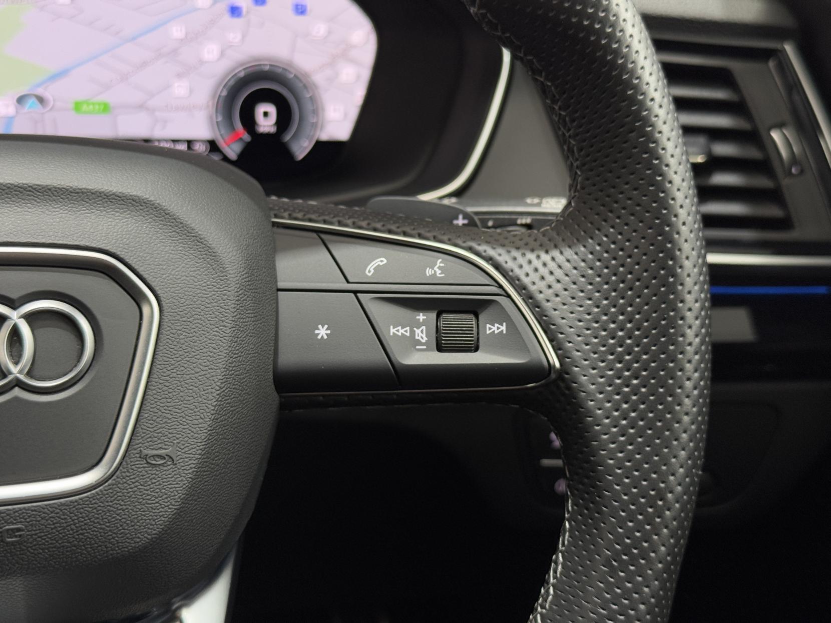 Audi Q5 view 39