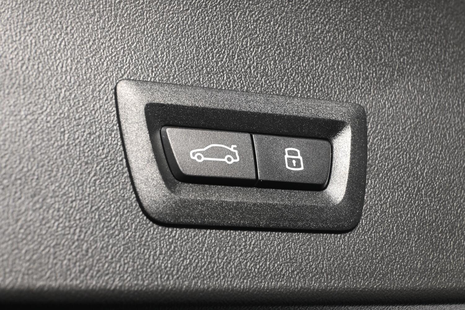 BMW X3 view 26