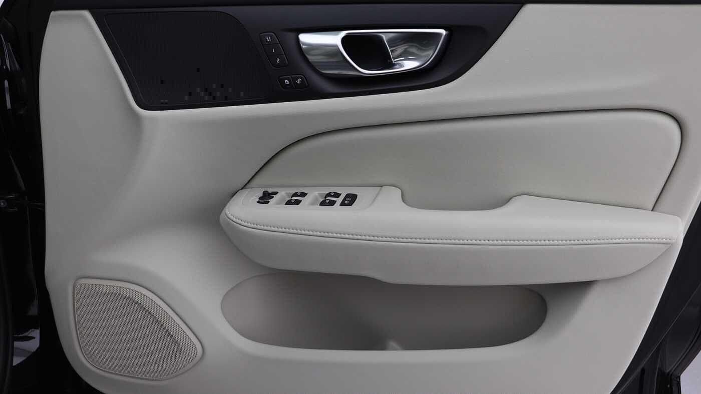 Volvo V60 view 32