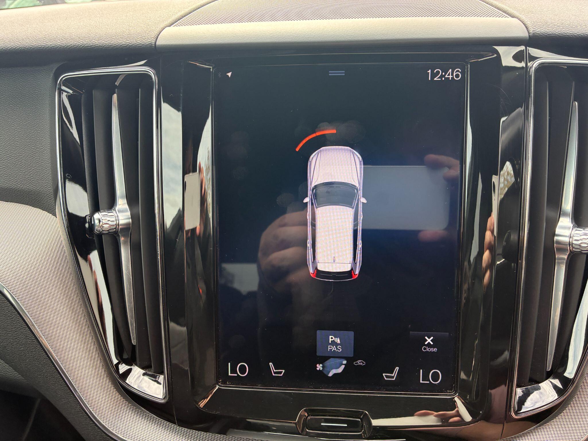 Volvo XC60 view 13