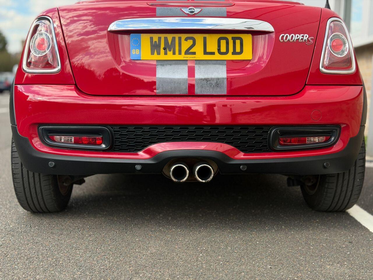 Mini Cooper view 19