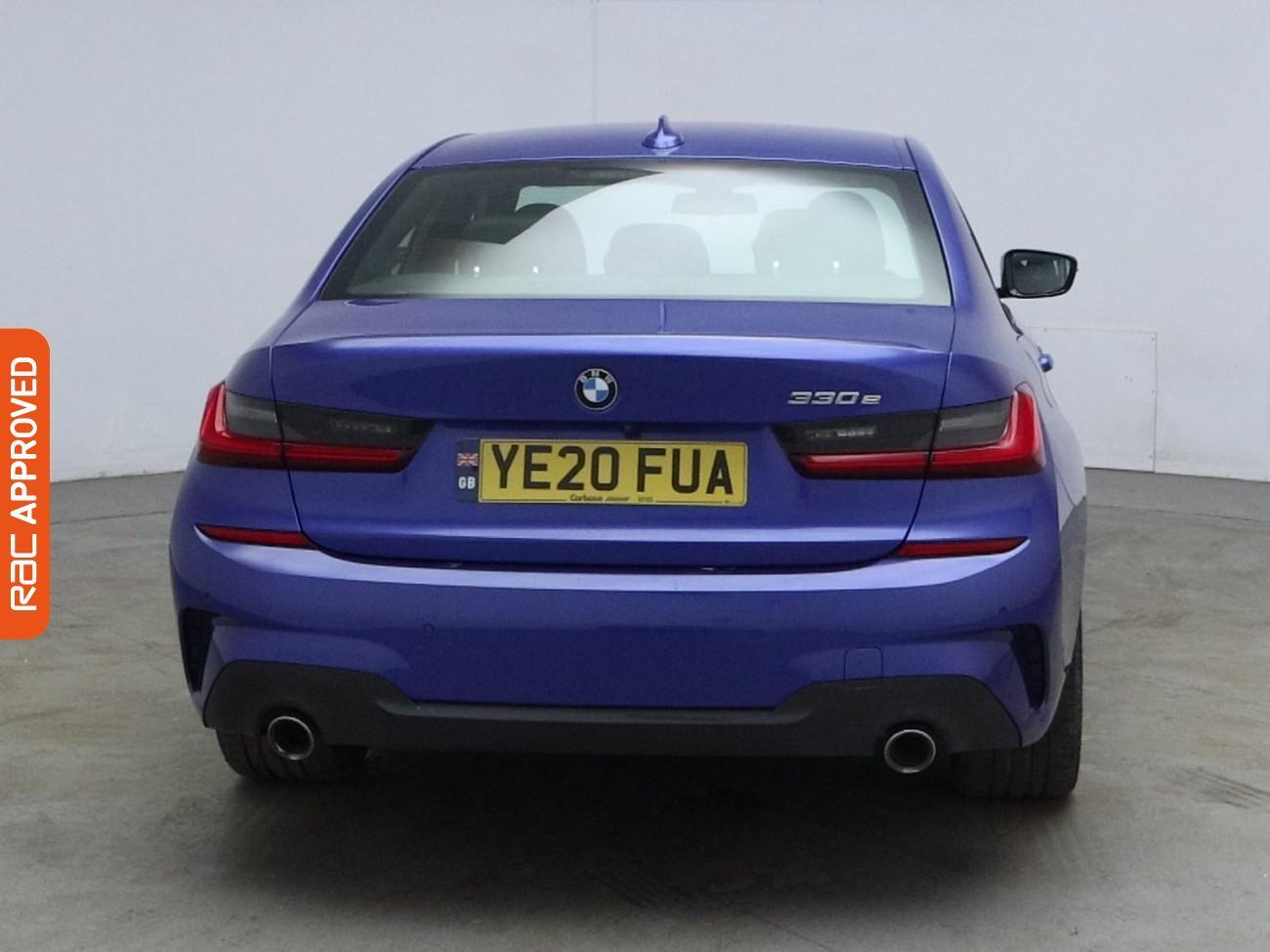 BMW 3 Series view 9