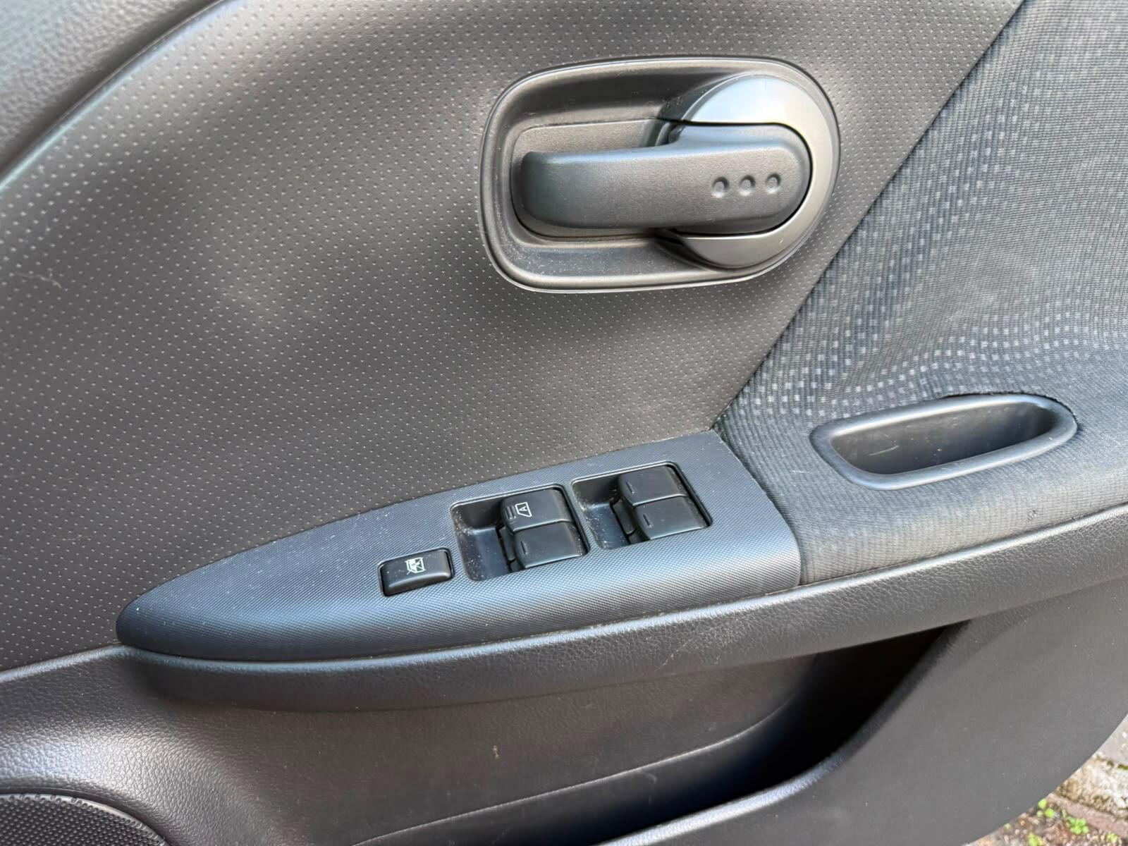 Nissan Note view 10