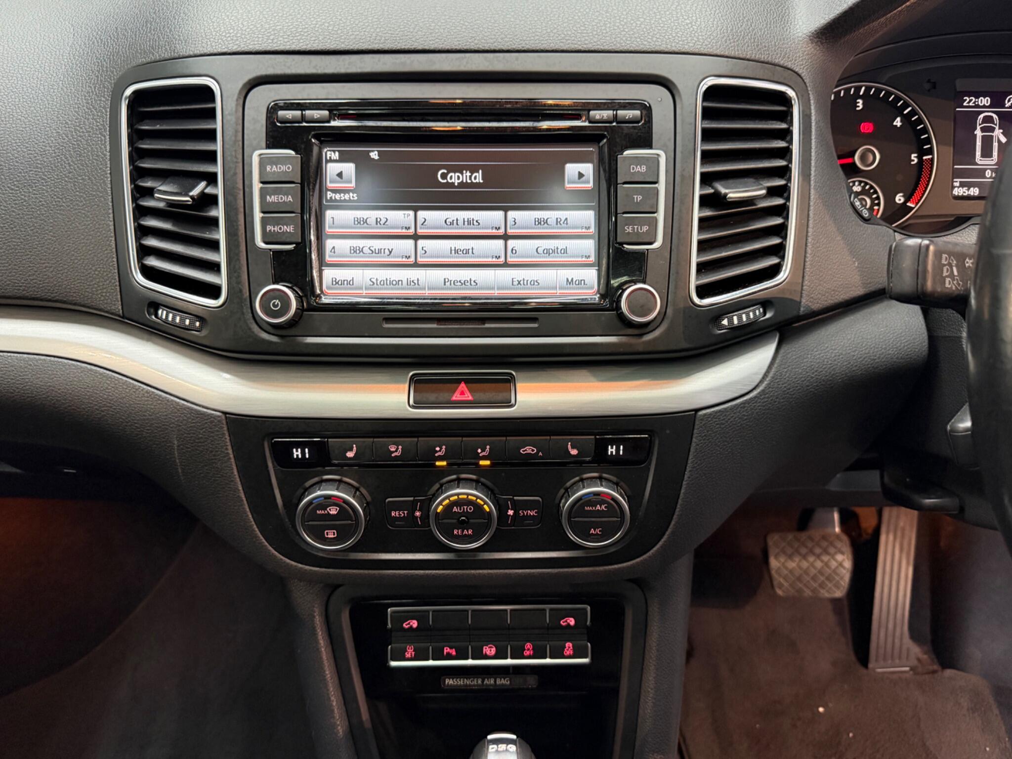 Volkswagen Sharan view 15