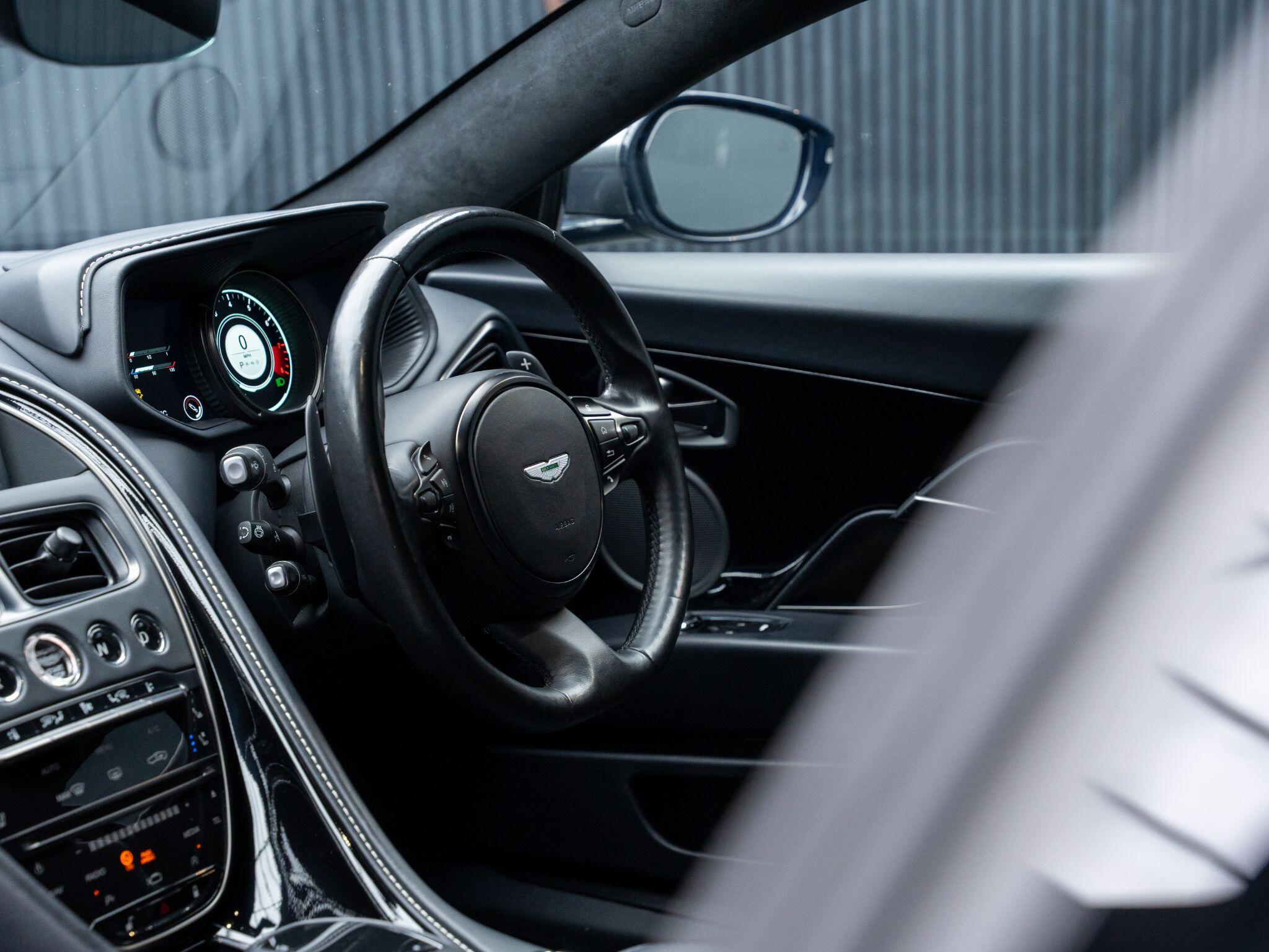 Aston Martin DB11 view 34