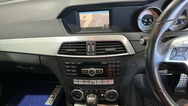 Mercedes-Benz C Class view 11